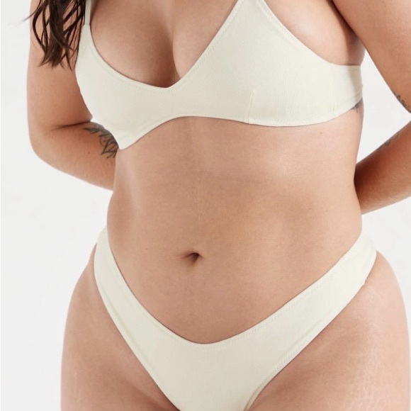 NWT Oneone swimwear. Lara top ivory, Heidi bottom ivory. Size M. - Picture 3 of 10